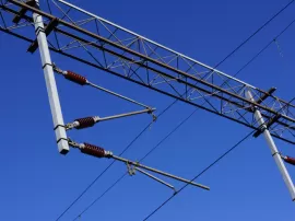 Guía completa de compra de mangueras y cables eléctricos en Bricodepot y Bricomart.