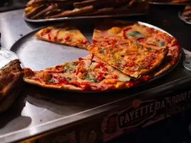 Seguridad alimentaria en el embarazo: lo que debes saber sobre la pizza y el queso